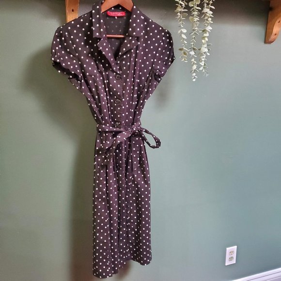 GLENSPORT Collection | Button up Pleated A Line Dress with Belt - Picture 1 of 5